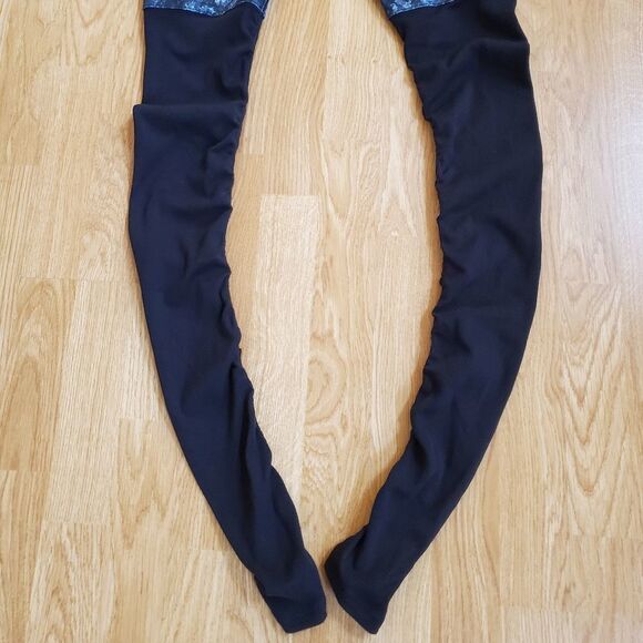 Alo Yoga Goddess Ribbed Legging size Small in Black Python - Picture 8 of 12